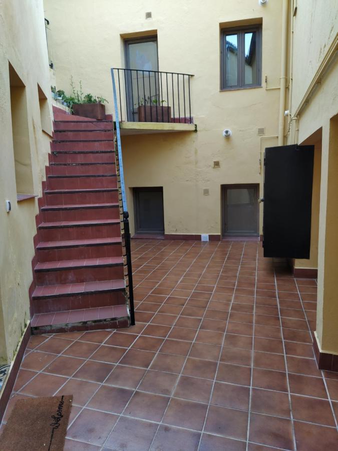 Rcbcaleros Apartment Caceres Exterior photo